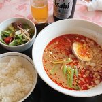 都ゴルフ倶楽部の担々麺
