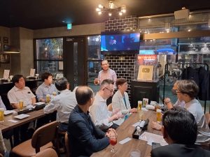 八王子の異業種交流会多摩経営者連盟懇乾杯のご発生は前会長の高橋先生
