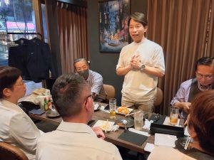 八王子の異業種交流会多摩経営者連盟懇親会での長谷川哲章さんのご挨拶