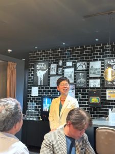 八王子の異業種交流会多摩経営者連盟懇親会の締めは石井先生の挨拶